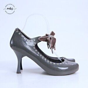 Melissa + Doc Dog Gray Ribbon Tie Stud Heels Gray Silver Women US 8 EU 39